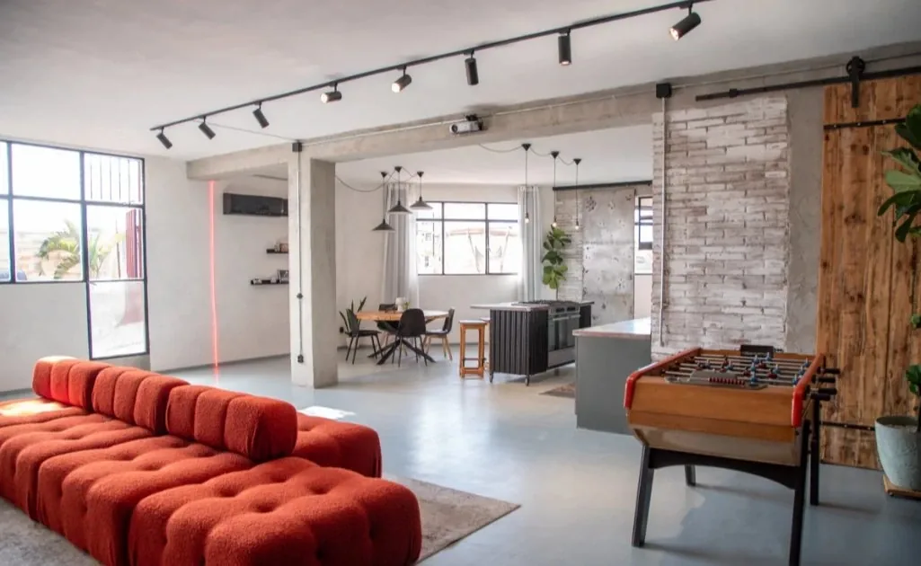 Barcelona loft open floor
