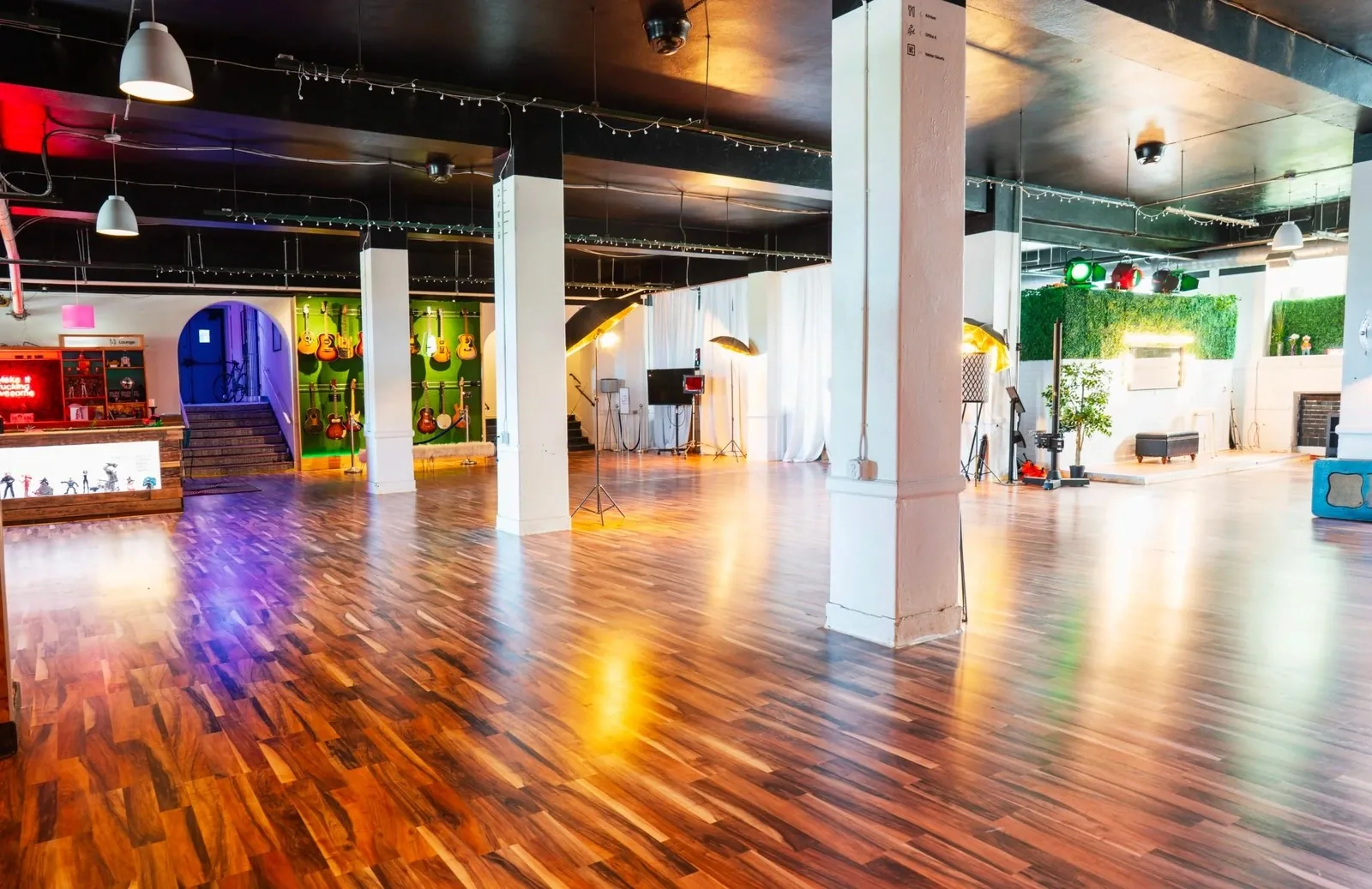 Pittsburgh venue main floor