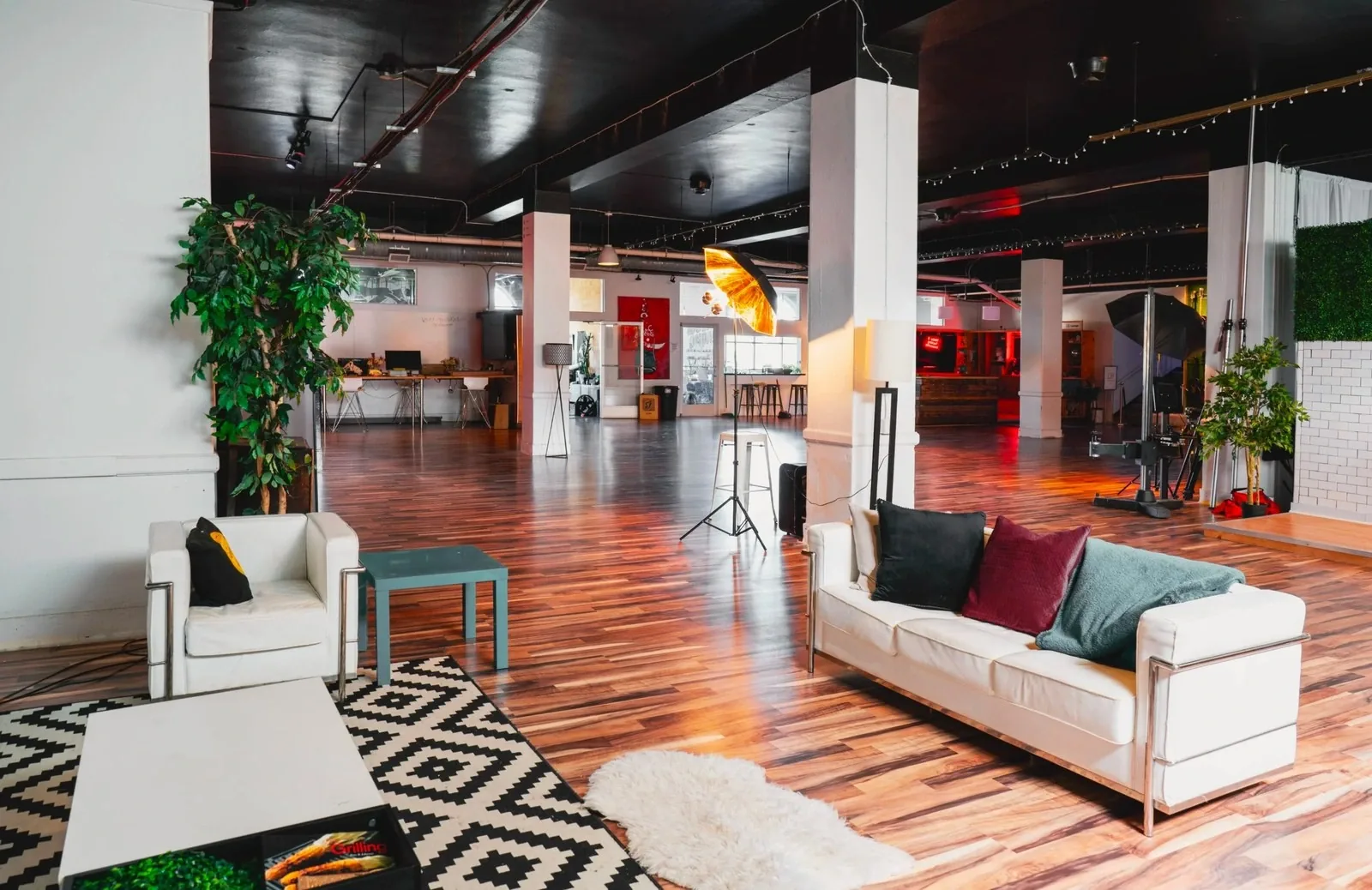 Pittsburgh lounge area