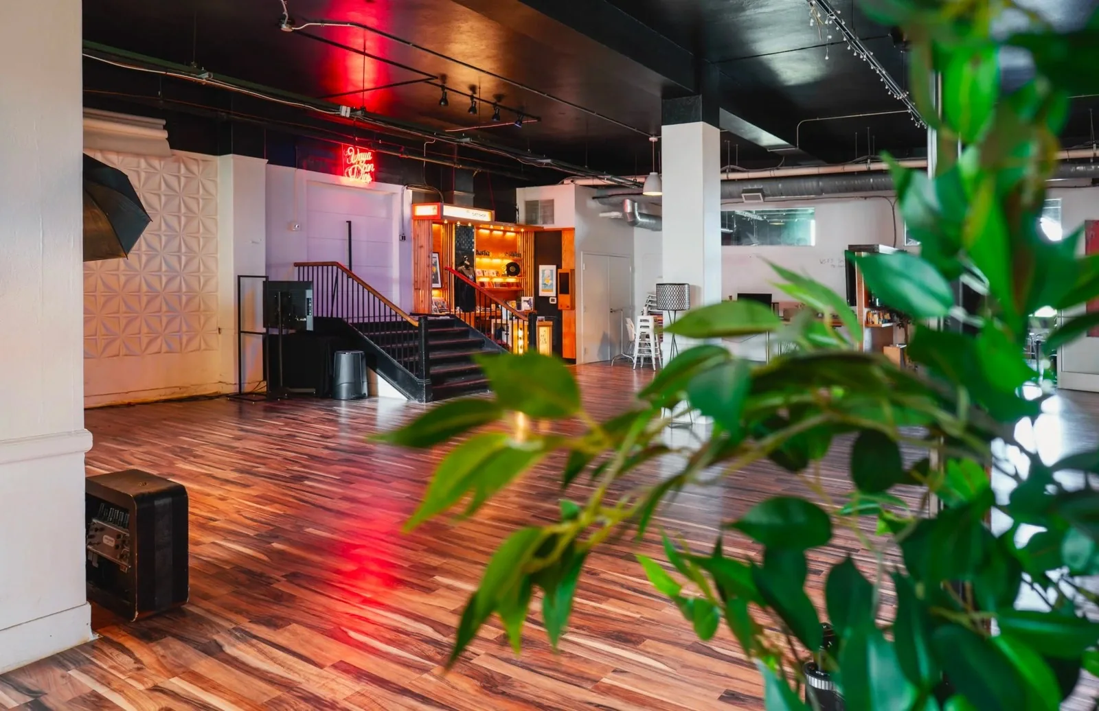 Pittsburgh bar area